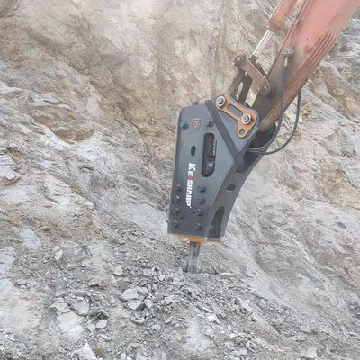 KS450 घास खोदने की मशीन के लिए पहनने के प्रतिरोधी हाइड्रोलिक हथौड़ा रॉक ब्रेकर 5250 किलो